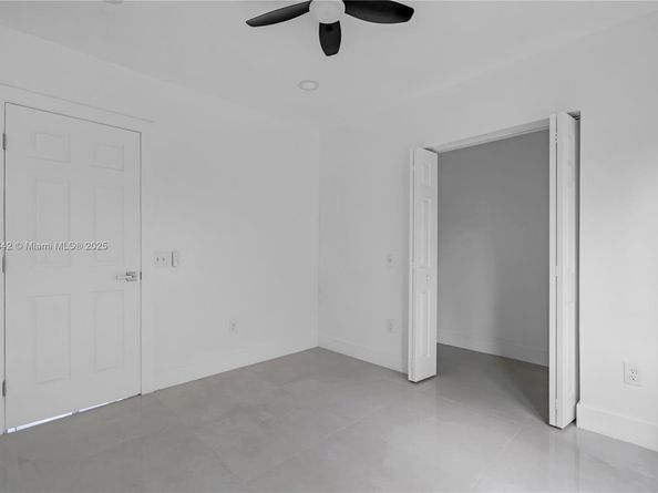 667 NW 14th St, Florida City FL 33034