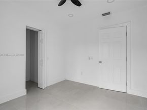 667 NW 14th St, Florida City FL 33034