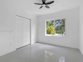 667 NW 14th St, Florida City FL 33034