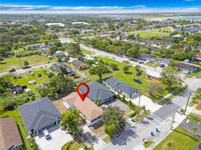 667 NW 14th St, Florida City FL 33034