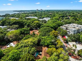 3506 Banyan Cir, Miami FL 33133