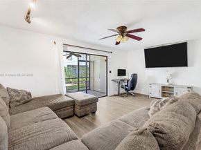 9435 NW 42nd St, Sunrise FL 33351