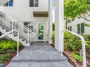 6421 NW 102nd Path 104, Doral FL 33178