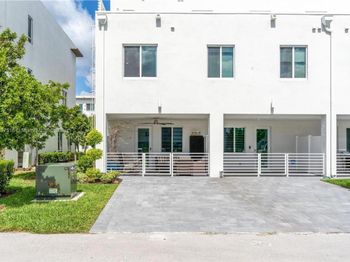 6421 NW 102nd Path