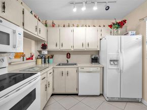 3100 Holiday Springs Blvd 304, Margate FL 33063