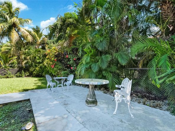 833 Tangier St, Coral Gables FL 33134