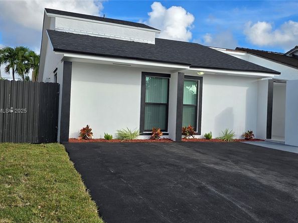 1001 SW 88th Ct, Miami FL 33174