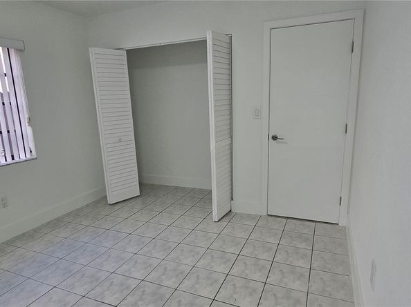 1001 SW 88th Ct, Miami FL 33174