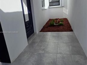 1001 SW 88th Ct, Miami FL 33174