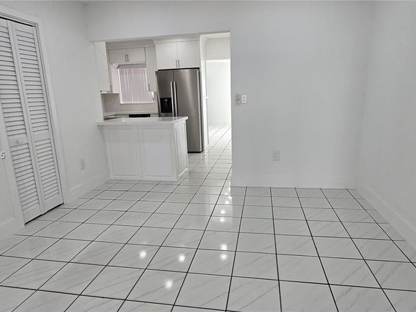 1001 SW 88th Ct, Miami FL 33174