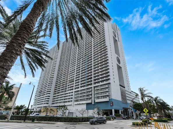1717 N Bayshore Dr A3242, Miami FL 33132