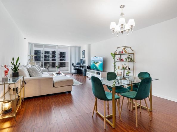 1717 N Bayshore Dr A3242, Miami FL 33132