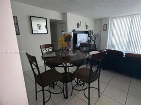 2020 NE 135th St 609, North Miami FL 33181