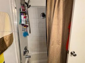 2020 NE 135th St 609, North Miami FL 33181