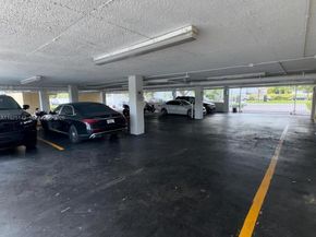 2020 NE 135th St 609, North Miami FL 33181