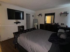 2020 NE 135th St 609, North Miami FL 33181