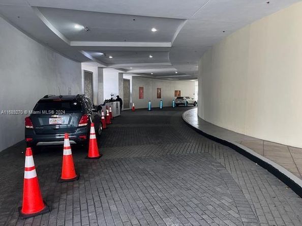 1750 N Bayshore Dr 5501, Miami FL 33132