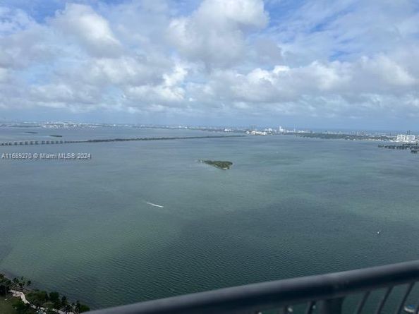1750 N Bayshore Dr 5501, Miami FL 33132