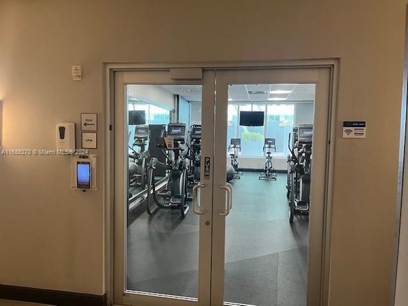 1750 N Bayshore Dr 5501, Miami FL 33132