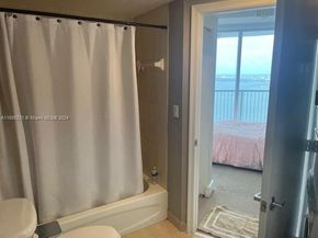 1750 N Bayshore Dr 5501, Miami FL 33132