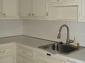 1965 S Ocean Dr 10P, Hallandale Beach FL 33009