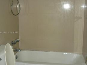 1965 S Ocean Dr 10P, Hallandale Beach FL 33009