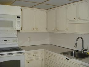 1965 S Ocean Dr 10P, Hallandale Beach FL 33009