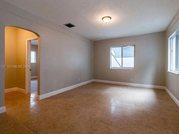 361 NE 57th St, Miami FL 33137