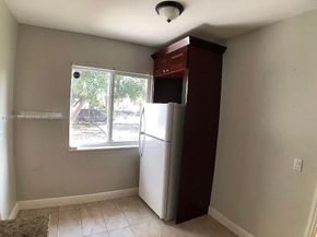 361 NE 57th St, Miami FL 33137