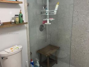 8810 SW 123rd Ct M202, Miami FL 33186