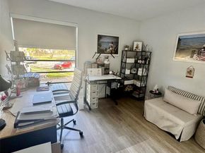 8810 SW 123rd Ct M202, Miami FL 33186