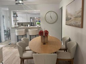 8810 SW 123rd Ct M202, Miami FL 33186