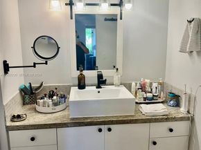 8810 SW 123rd Ct M202, Miami FL 33186