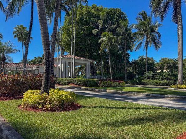 10700 NW 66th St 207, Doral FL 33178