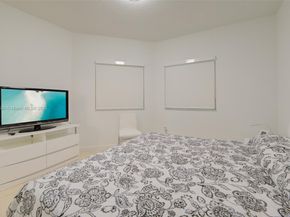 10700 NW 66th St 207, Doral FL 33178