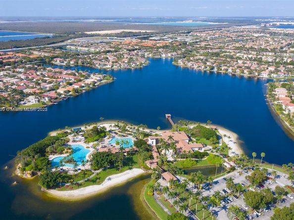 10700 NW 66th St 207, Doral FL 33178