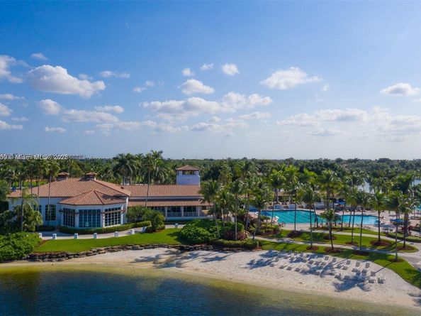 10700 NW 66th St 207, Doral FL 33178