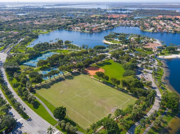 10700 NW 66th St 207, Doral FL 33178