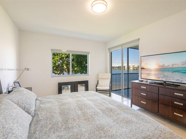 10700 NW 66th St 207, Doral FL 33178