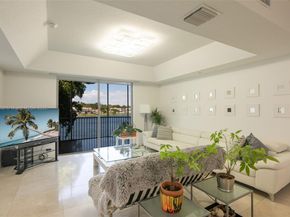 10700 NW 66th St 207, Doral FL 33178