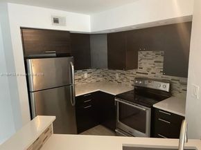 565 Vista Isles Dr 2011, Sunrise FL 33325