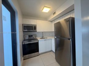 1765 Normandy Dr, Miami Beach FL 33141