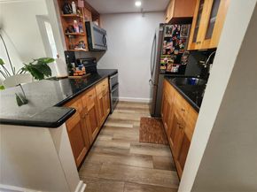 1010 NW 11th St 309, Miami FL 33136