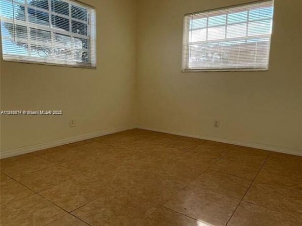 353 SW 19th Ave, Fort Lauderdale FL 33312