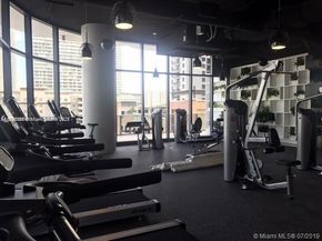 55 SW 9TH St 1608, Miami FL 33131