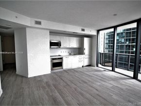 55 SW 9TH St 1608, Miami FL 33131