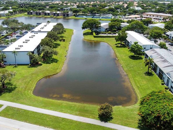 15364 Lakes Of Delray Blvd 48, Delray Beach FL 33484