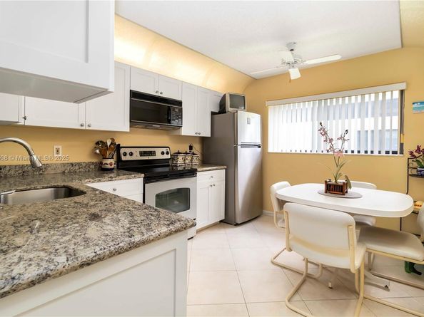 15364 Lakes Of Delray Blvd 48, Delray Beach FL 33484