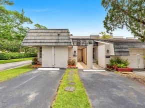 6900 NW 5th St 201, Plantation FL 33317