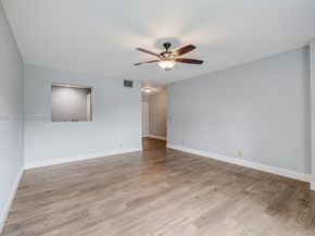 2641 Gately Dr W 902, West Palm Beach FL 33415